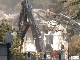 Democratas Se Jalan los Pelos